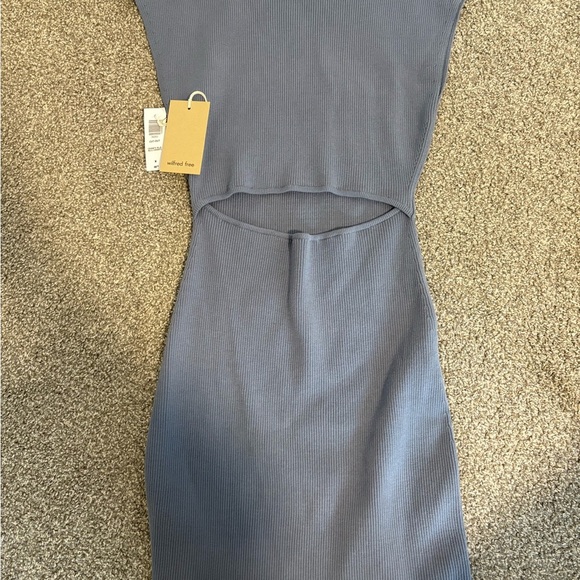 NWT Wilfred Free Cut-out Mini Knit Dress in Granite Blue Size Medium - Picture 6 of 10